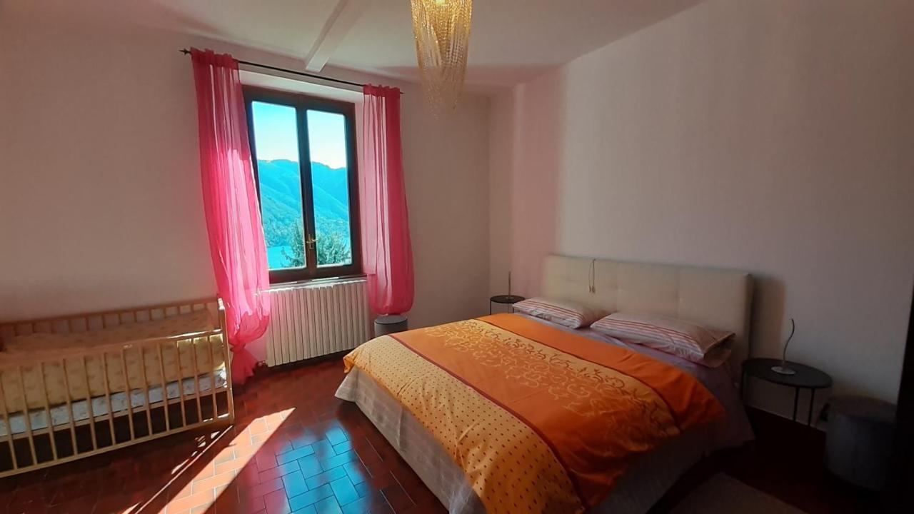 Flora Appartement Moltrasio Buitenkant foto